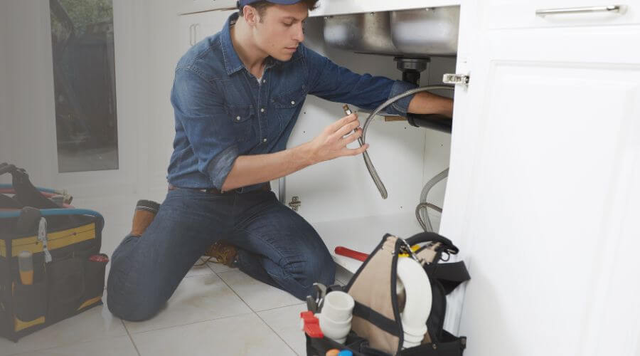 Professional emergency plumbing in Dozier, AL